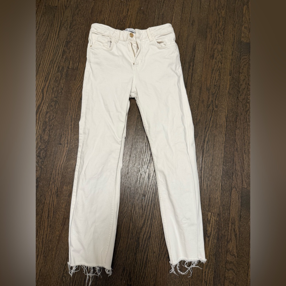 Zara Women's Cream Straight Leg Jeans